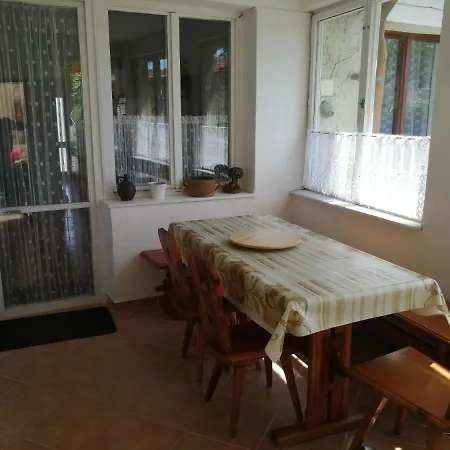 Privat bolig U Ladi Bulhary